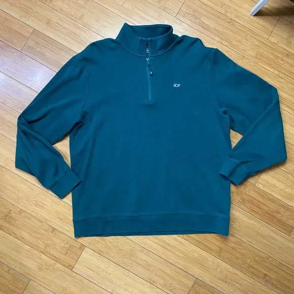 Vineyard Vines 1/4 Zip Pullover - Picture 1 of 8